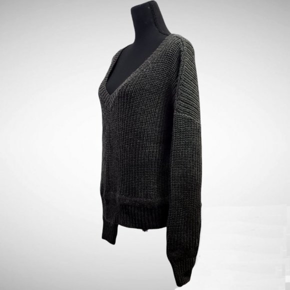 LOVE PINK FORENZA CHUNKY KNIT V-NECK SWEATER Victoria's Secret No Tags or Labels - Picture 4 of 6